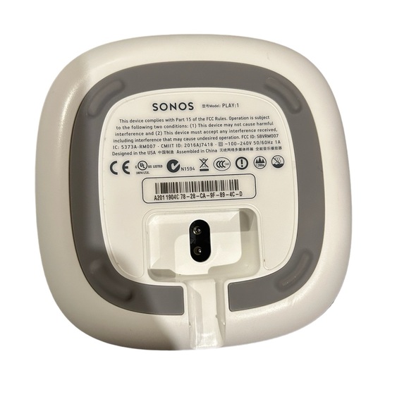 SONOS Play:1 - Excellent Condition/Like New! - Picture 3 of 8